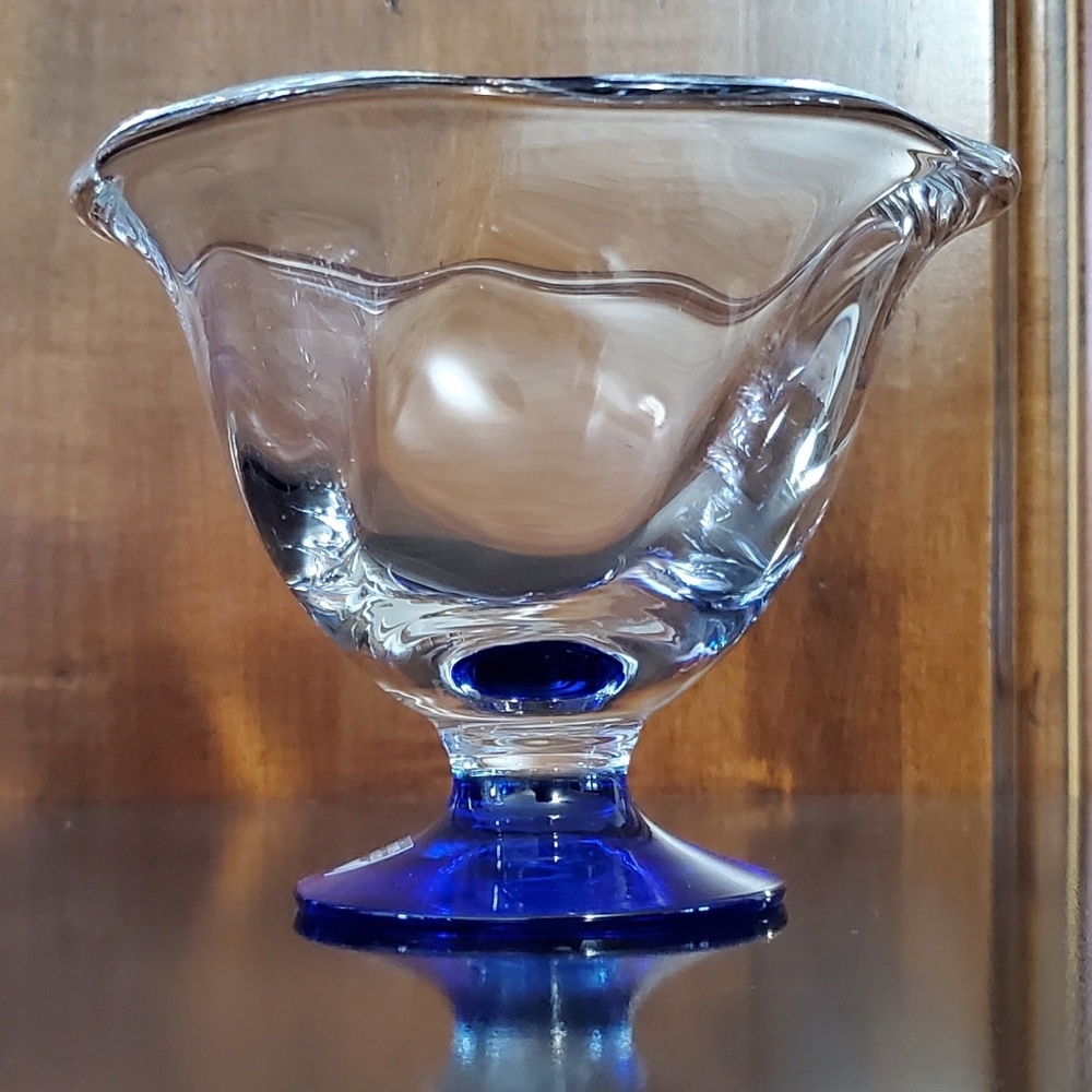 Orrefors Crystal Clear Bowl & Blue Pedestal Base - Picture 6 of 13